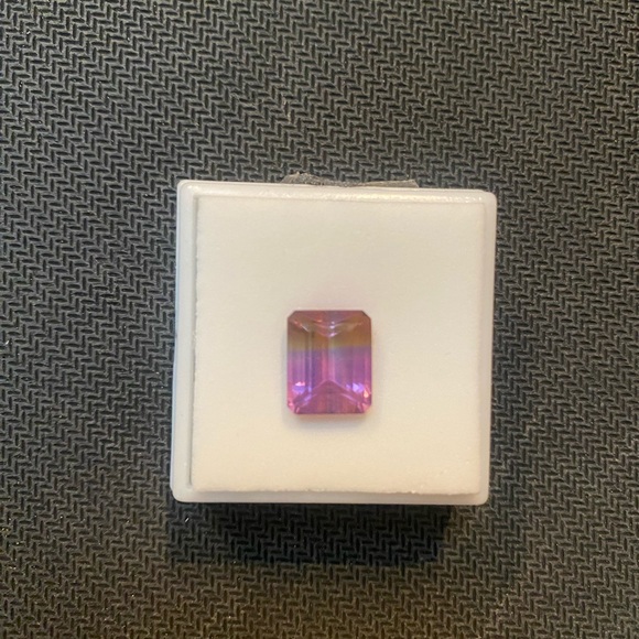 Loose Gem Stone - Picture 3 of 5